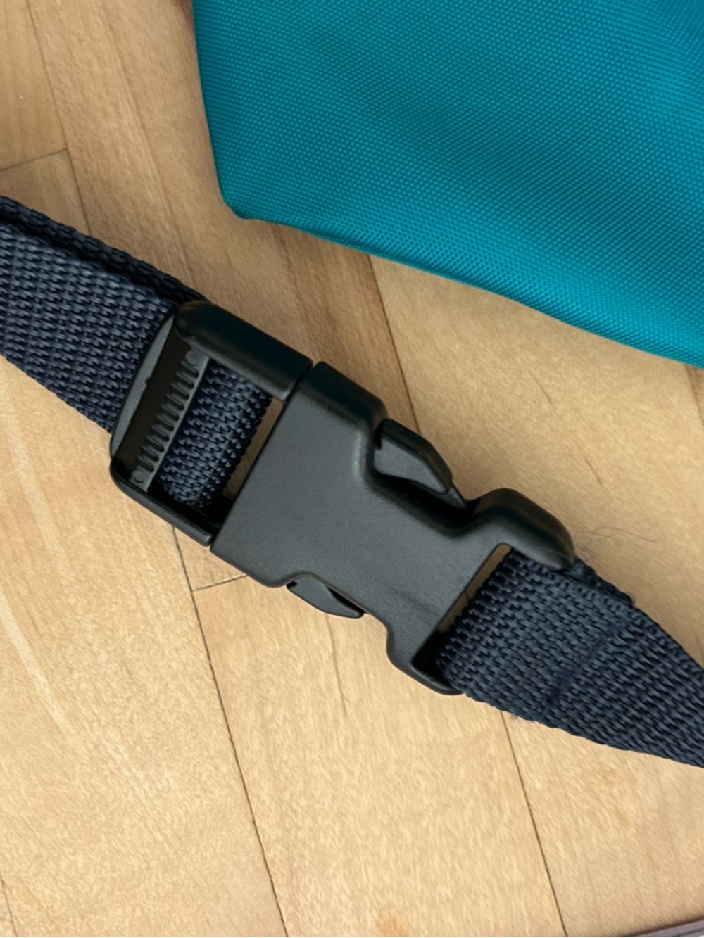 Teal Nylon Fanny Pack with Adjustable Strap Los Angeles Apparel - Picture 6 of 6